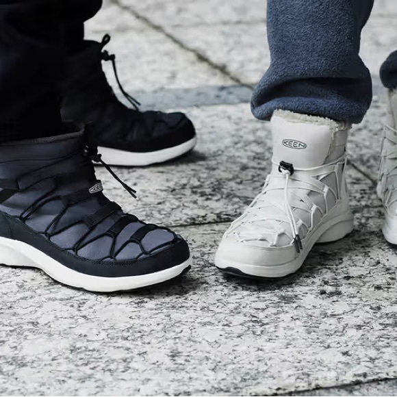 Keen Cream Tan Winter Rain chukka boots - Picture 2 of 5